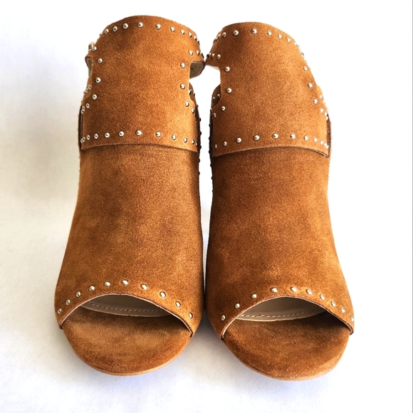 BNIB Guess Suede Sandals - Picture 4 of 12